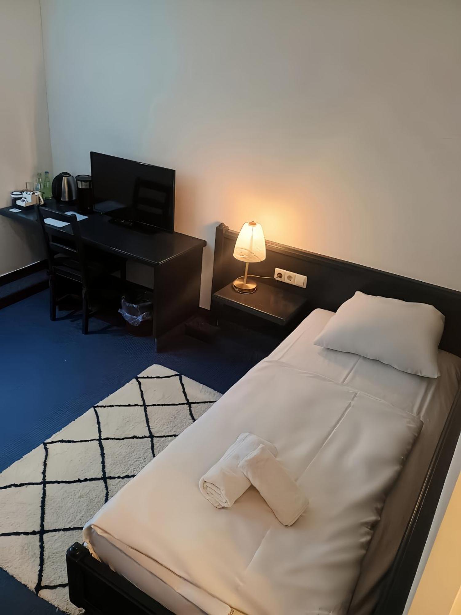 Excellent Hotel Гамбург Экстерьер фото
